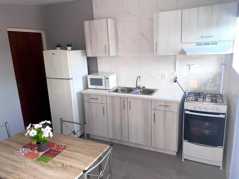 Cozy 1-Bedroom Apartment Close To City Center Willemstad Ngoại thất bức ảnh